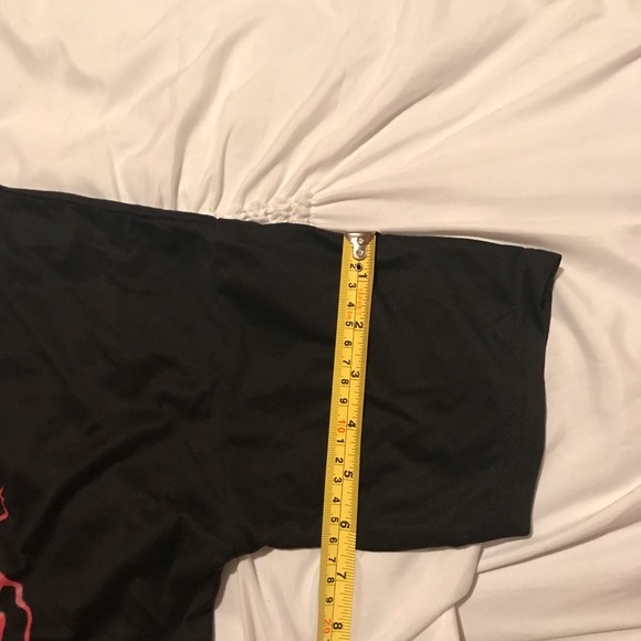 Black and Red Tee-Shirt | Lightning | Streetwear | Grafic Tee - Picture 5 of 5